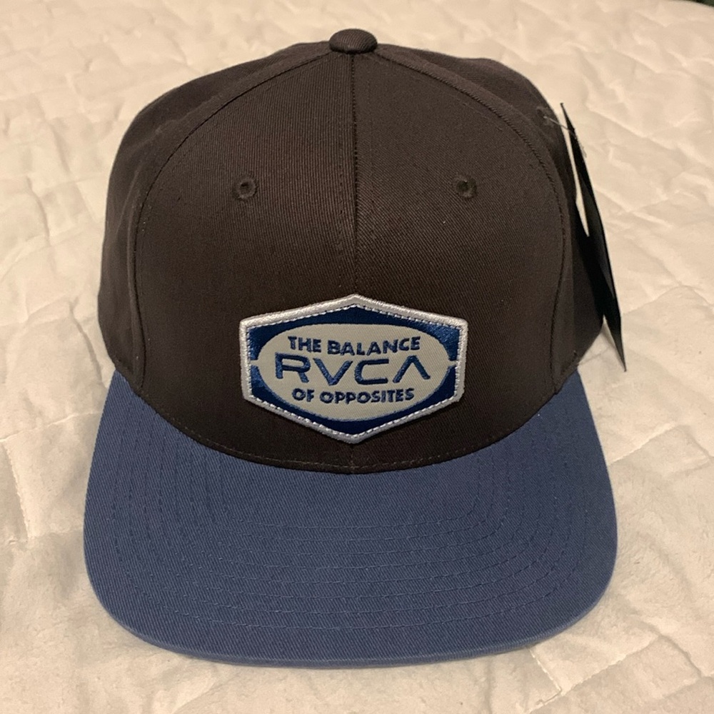[NWT] RVCA Industrial Snapback Hat